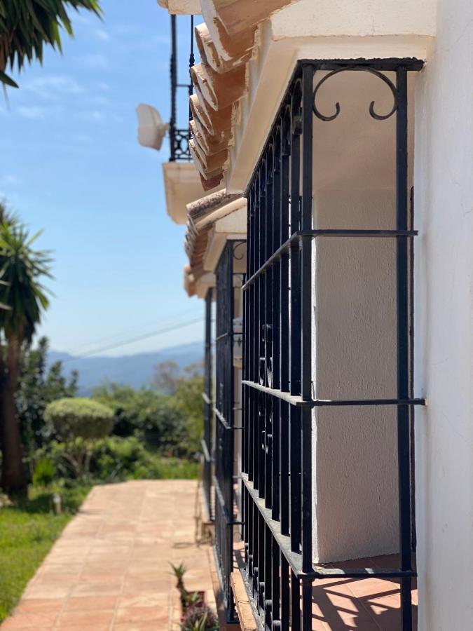 Villa Terraced House In The Mountains With Fantastic View Málaga Exterior foto